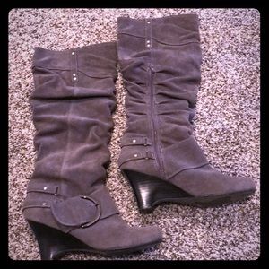 EUC Naughty Monkey slouchy gray boots Size 8